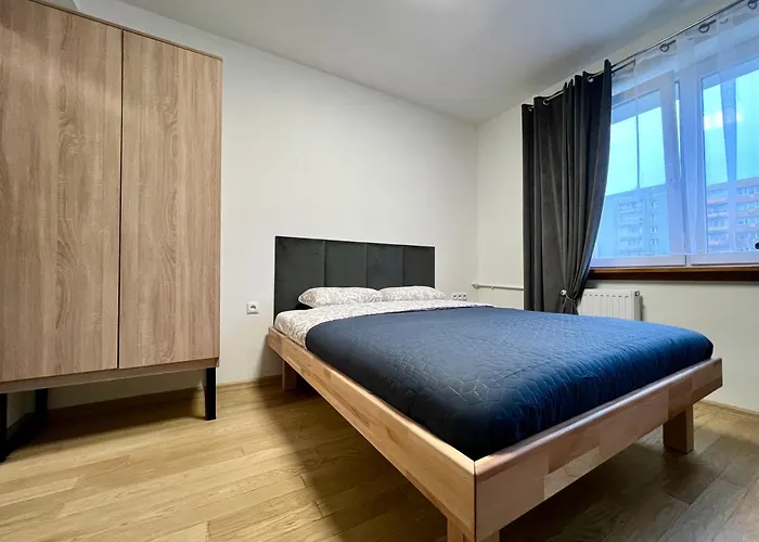 K22 Airport Chopin B