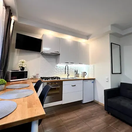 K22 Airport Chopin B Apartament