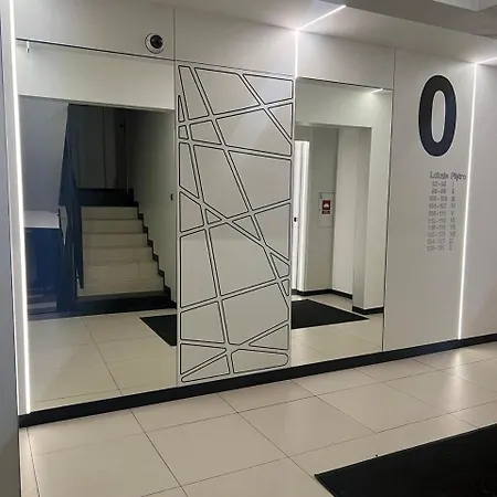 K22 Airport Chopin B Apartment